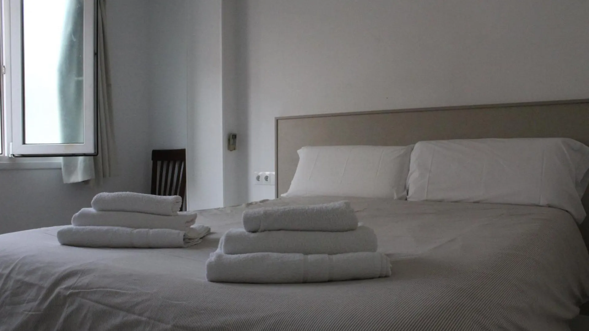 Carihuela Beach Apartamentos Torremolinos España