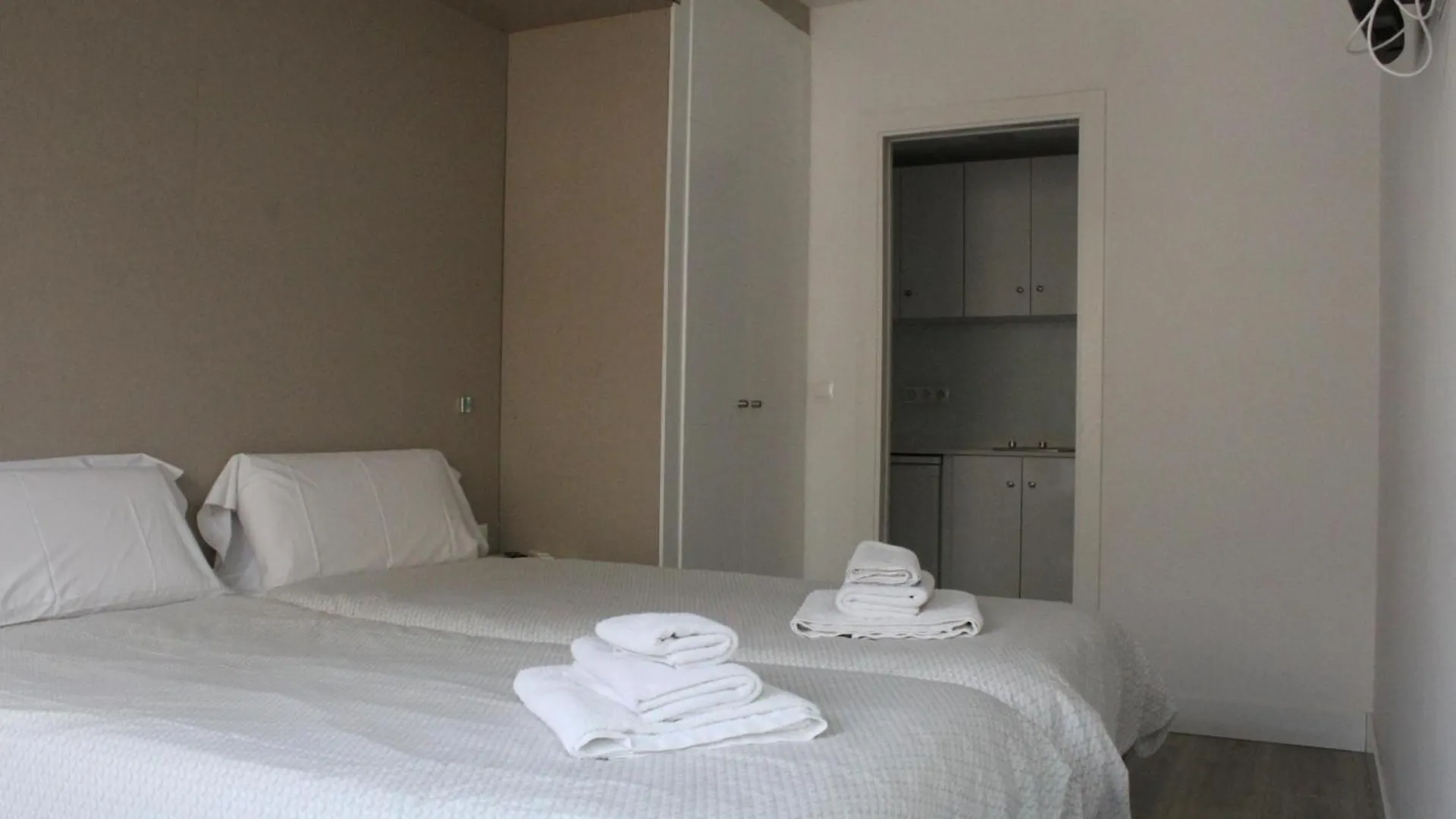 Carihuela Beach Apartamentos Torremolinos