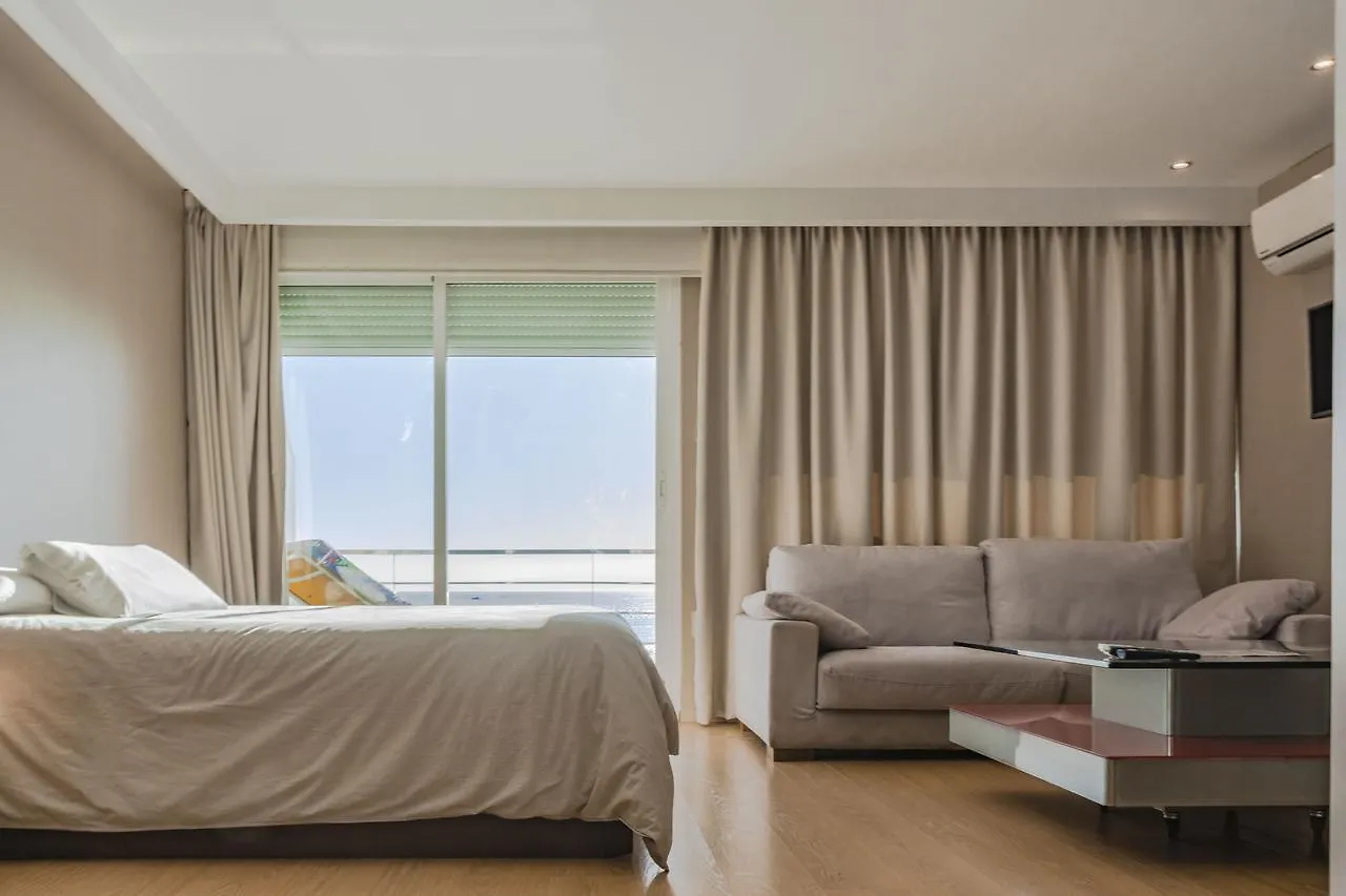 Carihuela Beach Apartamentos Torremolinos