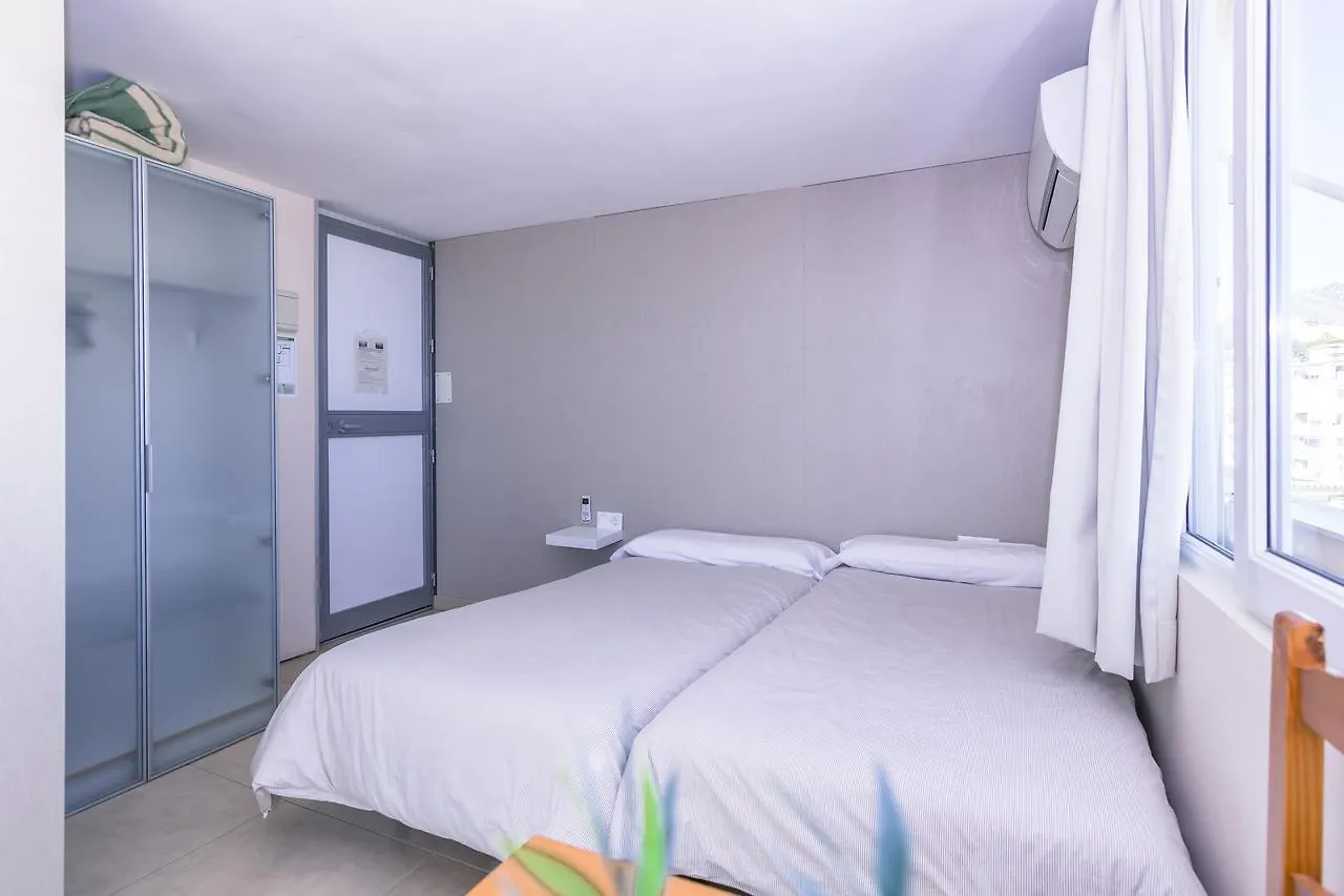 Carihuela Beach Apartamentos Torremolinos